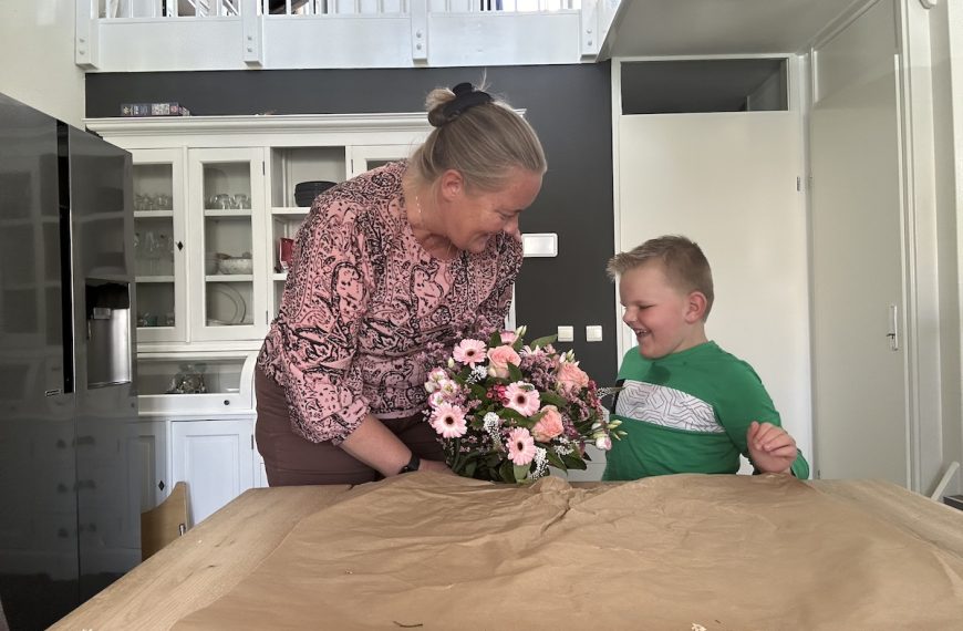 Bloemen voor opa en oma op Grootouderdag